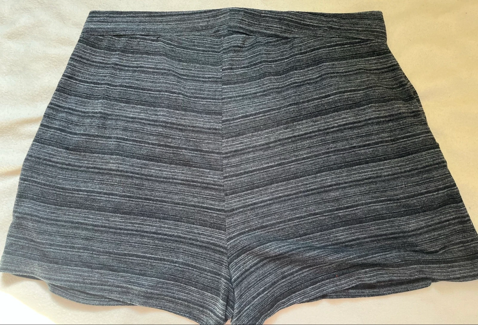 Short fluido L – photo 3